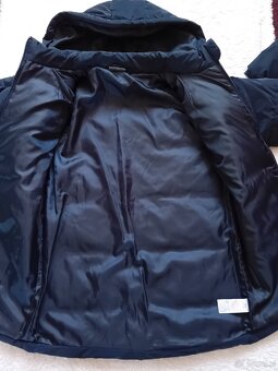 Ciepła puchowa kurtka z kapturem - 3