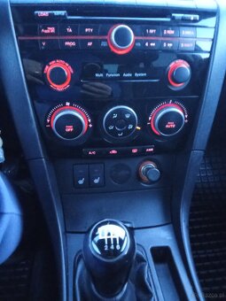 Mazda 3 diesel 2008 rok - 3