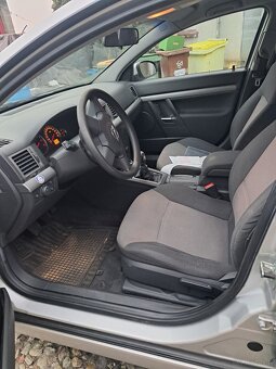 Opel Vectra avant-combi model 2005 2.0 tdi - 3