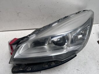 Reflektor lewy Ford Kuga MK2 Xenon CV4413D155BF - 3