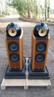Bowers & Wilkins B&W 802 Nautilus - 3