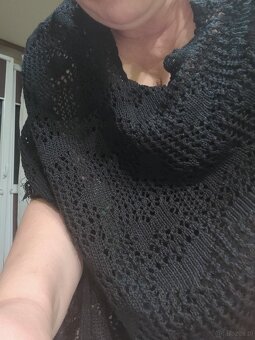 Chusta z haftem  i z frędzlami - 3