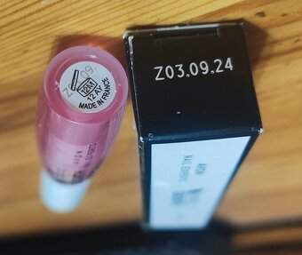 Serum wzmacniające paznokcie AVON Nail Experts - 3