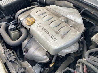 Silnik do Opla 1.8 Benzyna Bardzo Mały Przebieg - 3