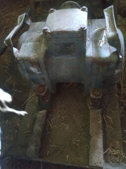 Sprzedam zagęszczarkę elektryczną - 3