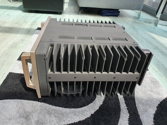 Accuphase A-65 ( Price: 3700 EUR ) - 3