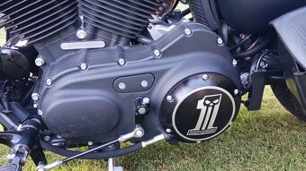 Harley Davidson Sportster Iron 883 - 3