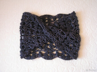 Ażurkowy szal – komin w kolorze ciepłego grafitu - 3