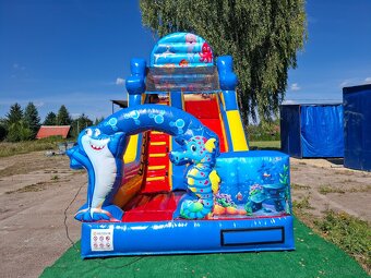 Dmuchana zjeżdżalnia place zabaw tory przeszkód zamki - 3