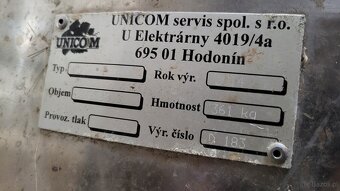 Zbiorniki UNICOM stojące dzielone na 2 x 2500 L - 3