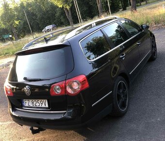 Volkswagen Passat B6 2.0 TDI Sportline - 3