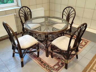 Komplet - Okrągły stół wraz z 4 krzesłami, wykonane z rattan - 3