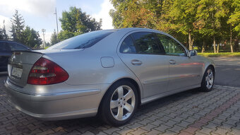 Mercedes W 211 B.Zadbany - 3