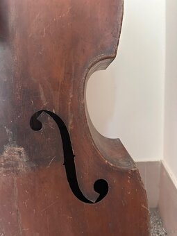 Starý kontrabas - 3