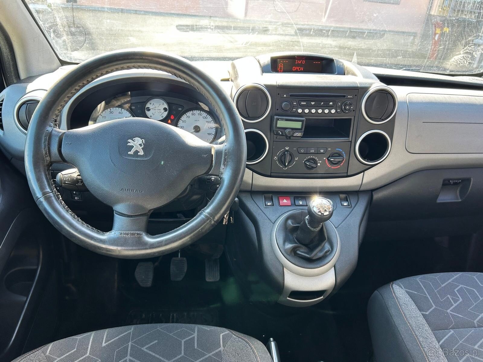 Peugeot Partner 1.6 HDi ACTIVE - 4
