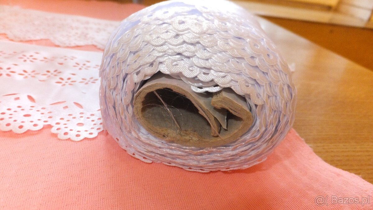 Haft atłasowy biały 12cm - 4