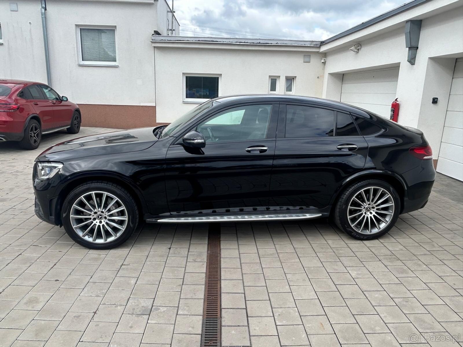 Mercedes-Benz GLC 300 d - 4