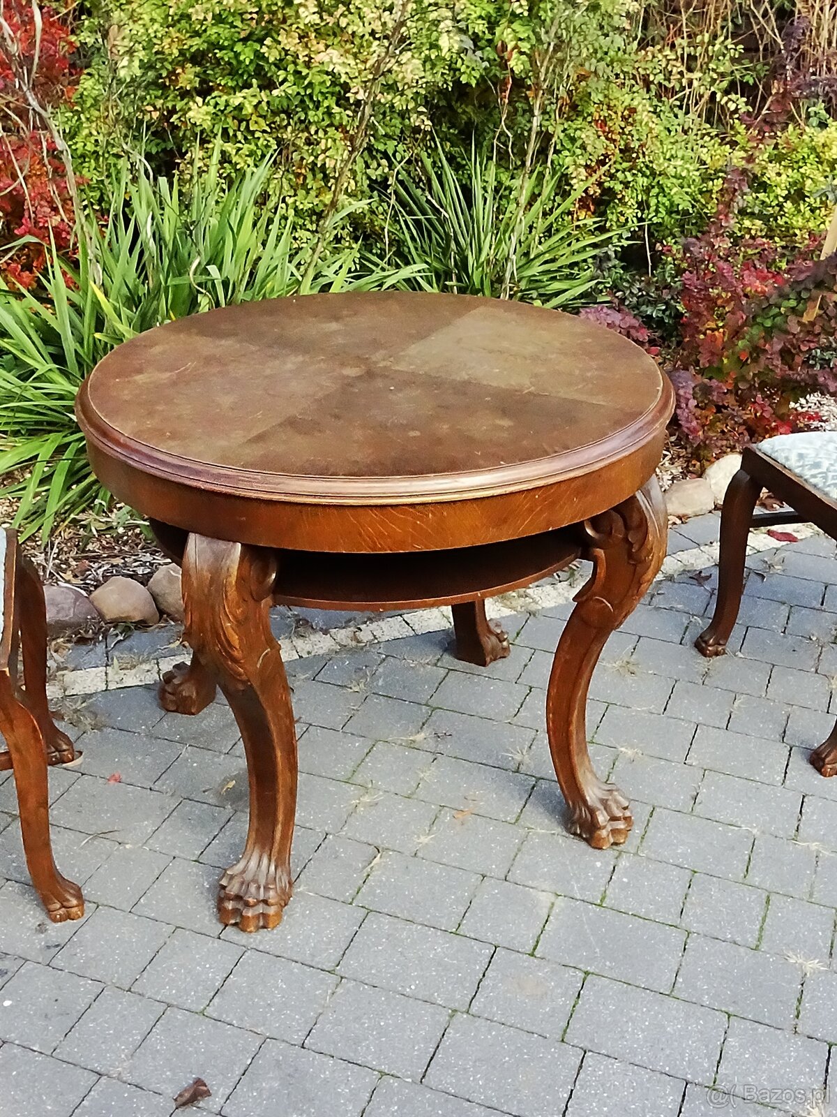 Stylowy zestaw mebli - stolik kawowy + 3 krzesła tapicerowan - 4