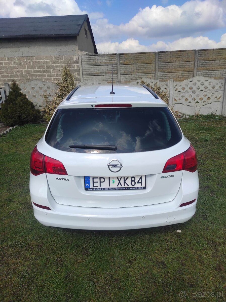 Opel Astra J 1.4 eco FLEX - 4