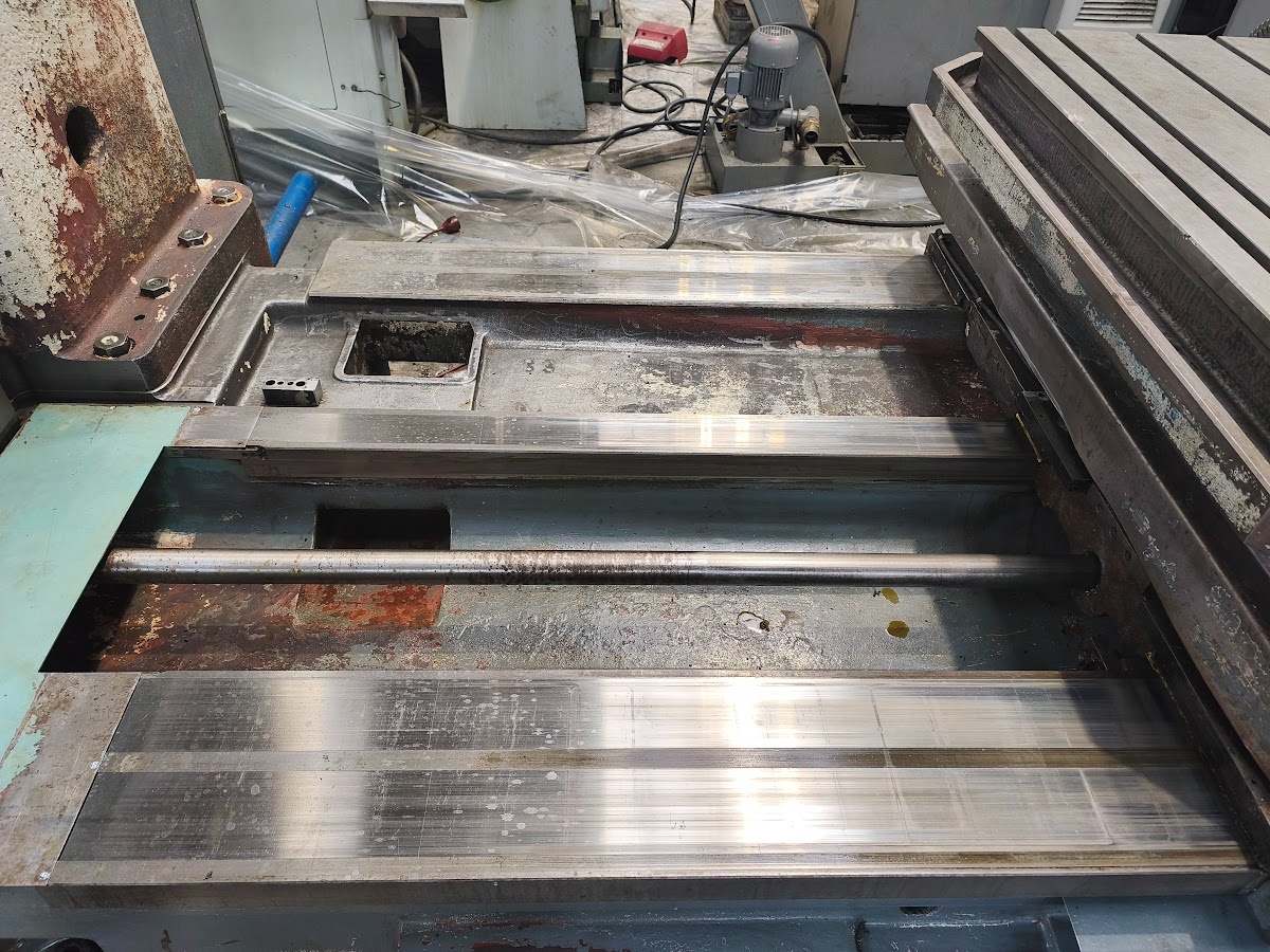 TOS Varnsdorf W 100 A - Wytaczarka Stołowa - 4