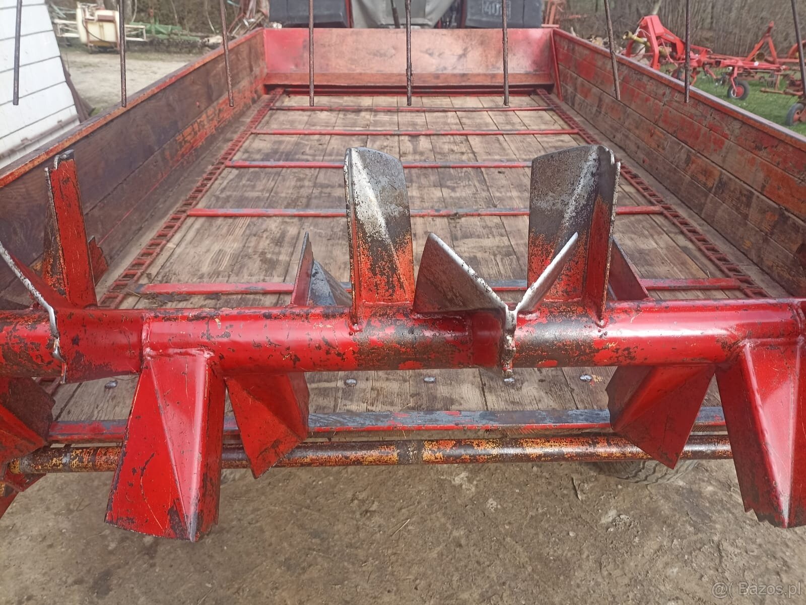 Rozrzutnik obornika JF AV 25 - 4