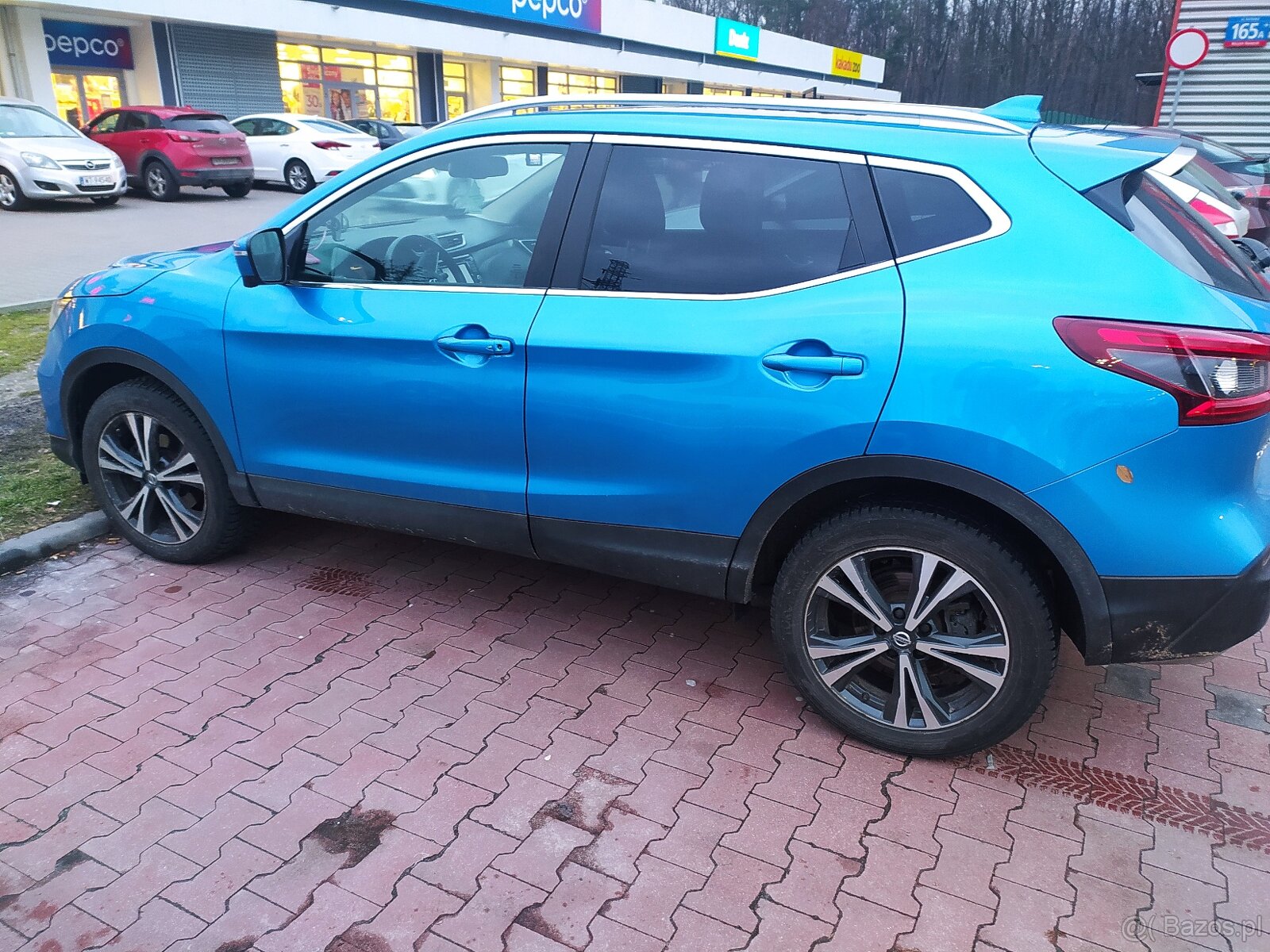 Sprzedam Nissan Qashqai 1.2DIG-CONNECTA 2017 - 4