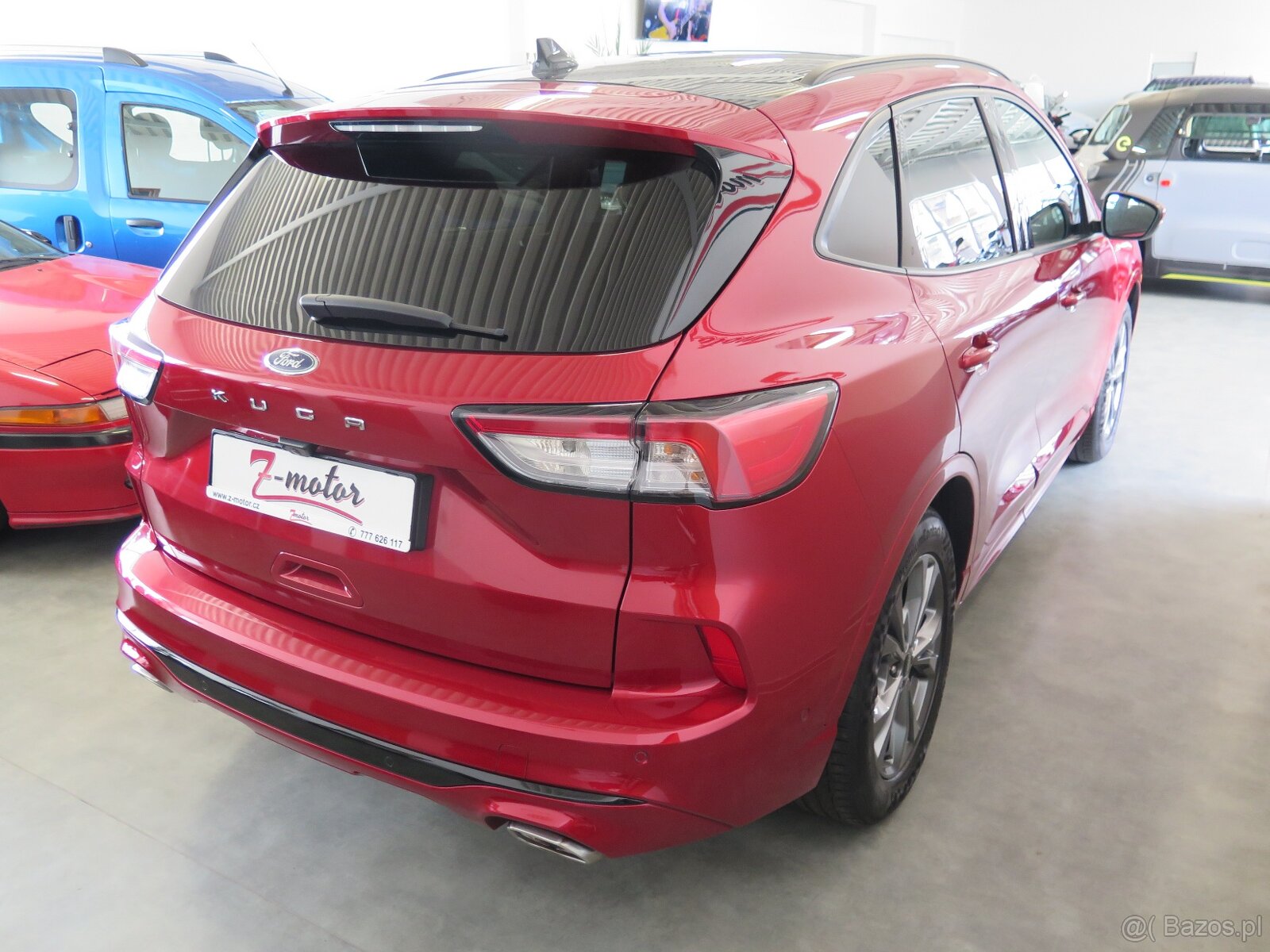 Ford Kuga 1.5TDCi,navi,360°,ST Line - 4