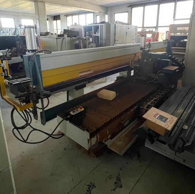 Dłutarka, wiertarka pozioma Masterwood OMB 1 CN3. TF - 4