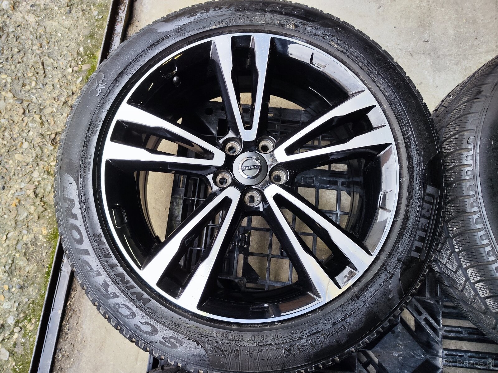 Felgi aluminiowe=5x108=orig.VOLVO=z oponami=235/50 R19 - 4