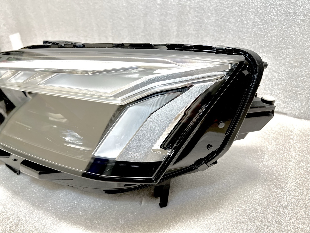 AUDI A5 8W6 LIFT FULL LED MATRIX LAMPA LEWA 8W6941039 - 4