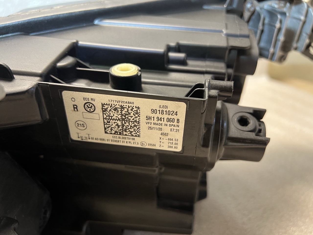 GOLF 8 GTE FULL LED IQ LED LAMPA PRAWA 5H1941060B - 4