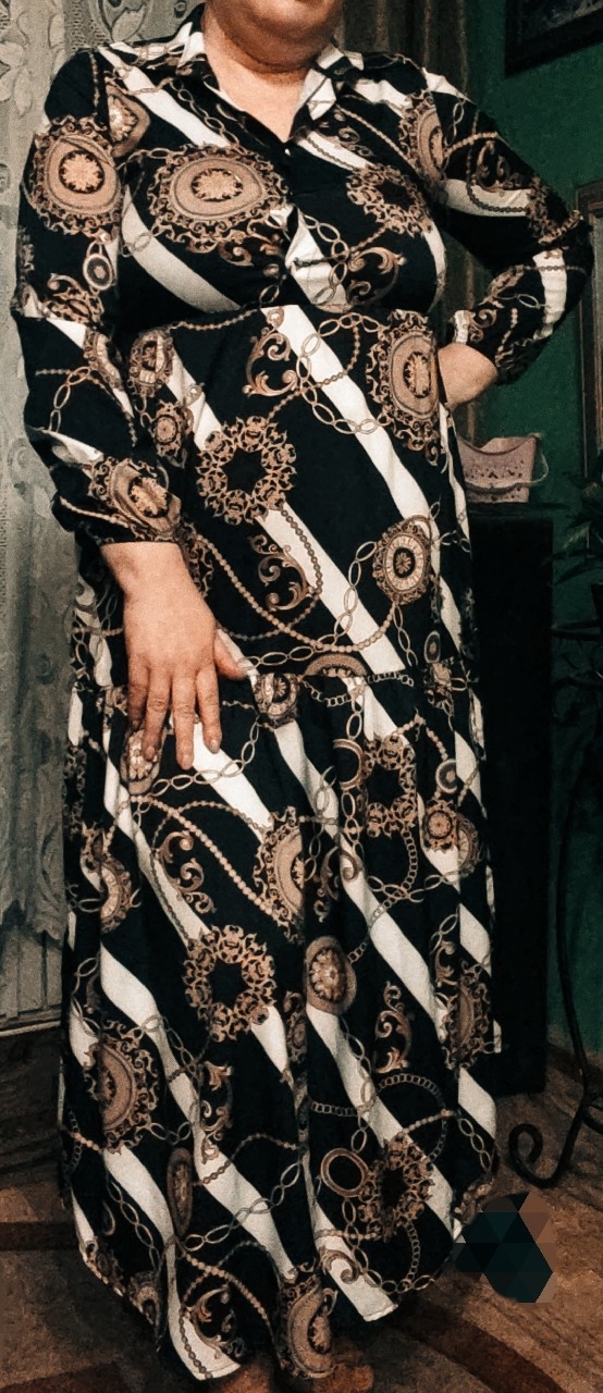 Długa luźna sukienka. Góra zapinana na guziki - 4