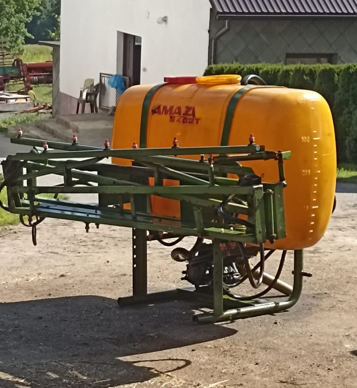 Opryskiwacz zawieszany Amazone S402T - 4