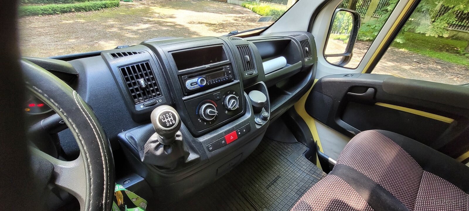 Sprzedam Peugeot Boxer z klimatyzacją, pierwszy właściciel. - 4