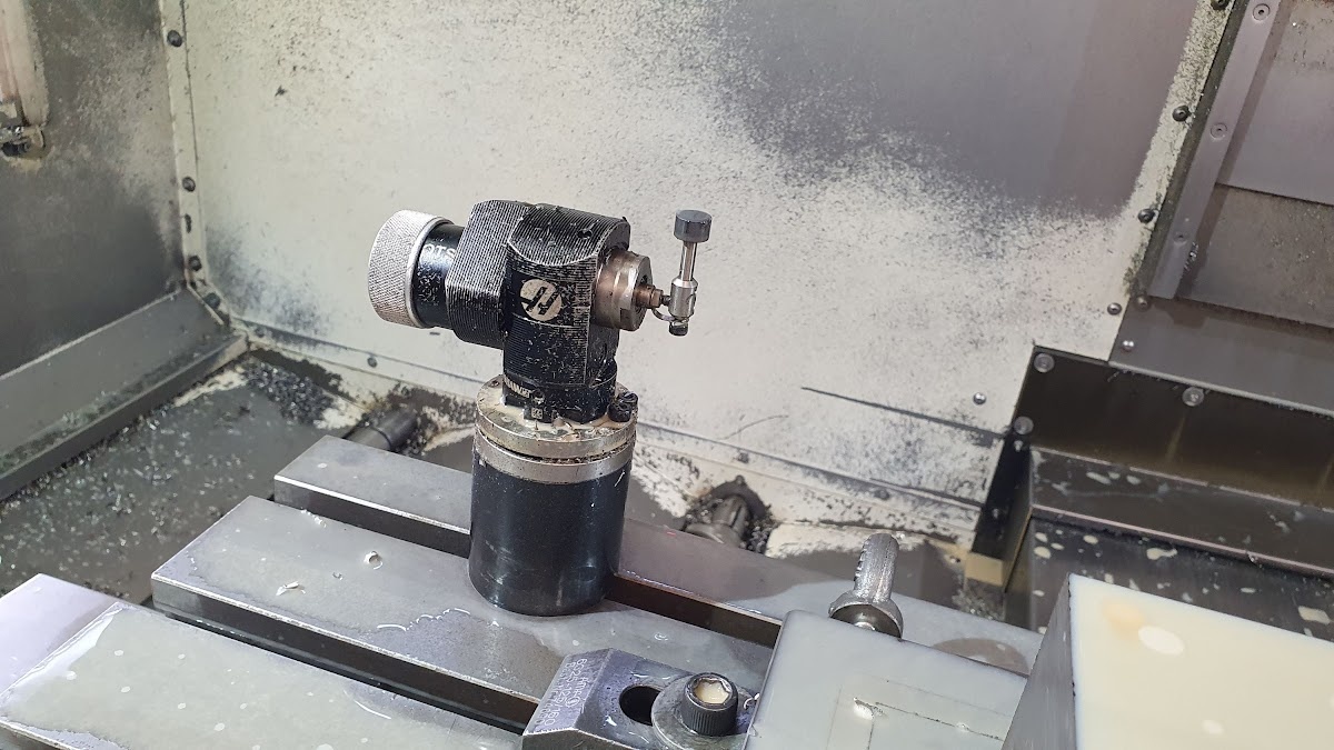 Haas Automation VF-3YT/50 - Centrum obróbcze Pionowe - 4