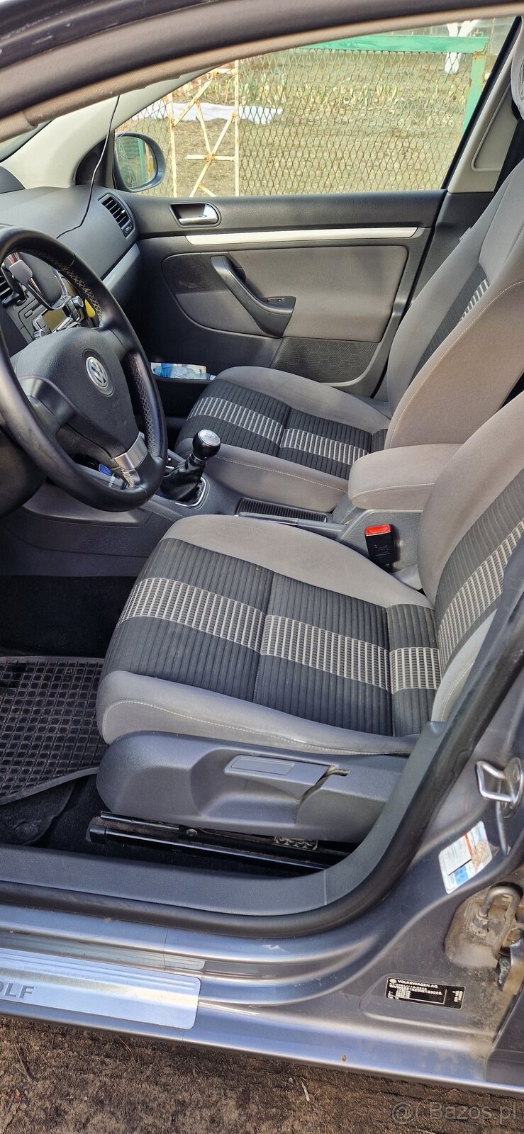 VW GOLF V 80KM benzyna - 4