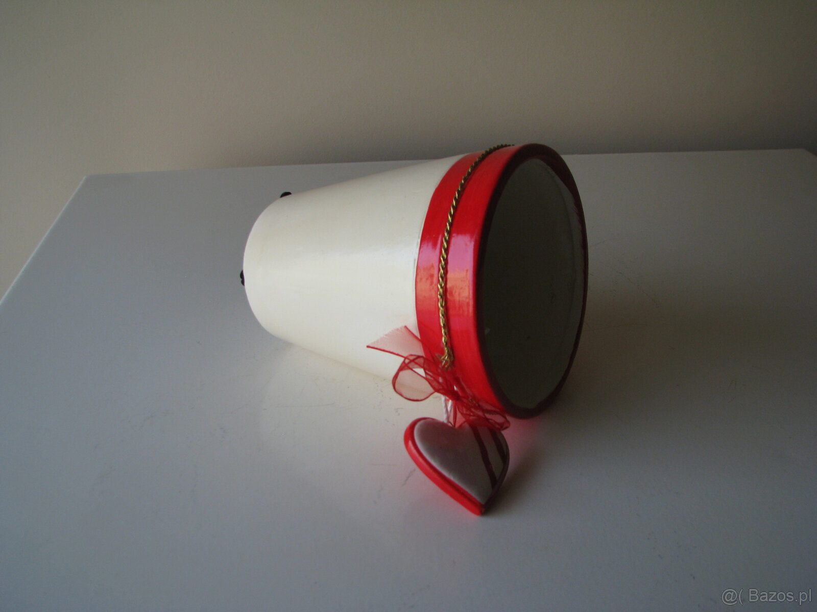 Ceramiczne naczynko, osłonka na doniczkę z serduszkiem wazon - 4