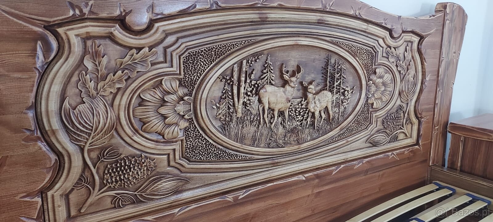 Drewniane lôžko z motiwem mysliwskim 180×200cm - 4