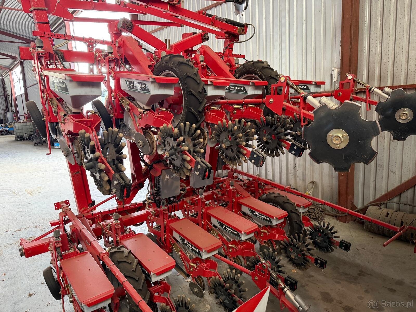 Siewnik do Buraków Kverneland Monopill 6 m,2 rzędowy.Stan id - 4