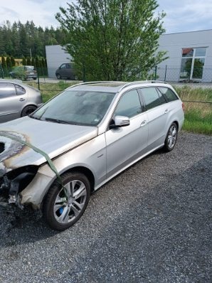 Mercedes -Benz E 220 CDI - 4