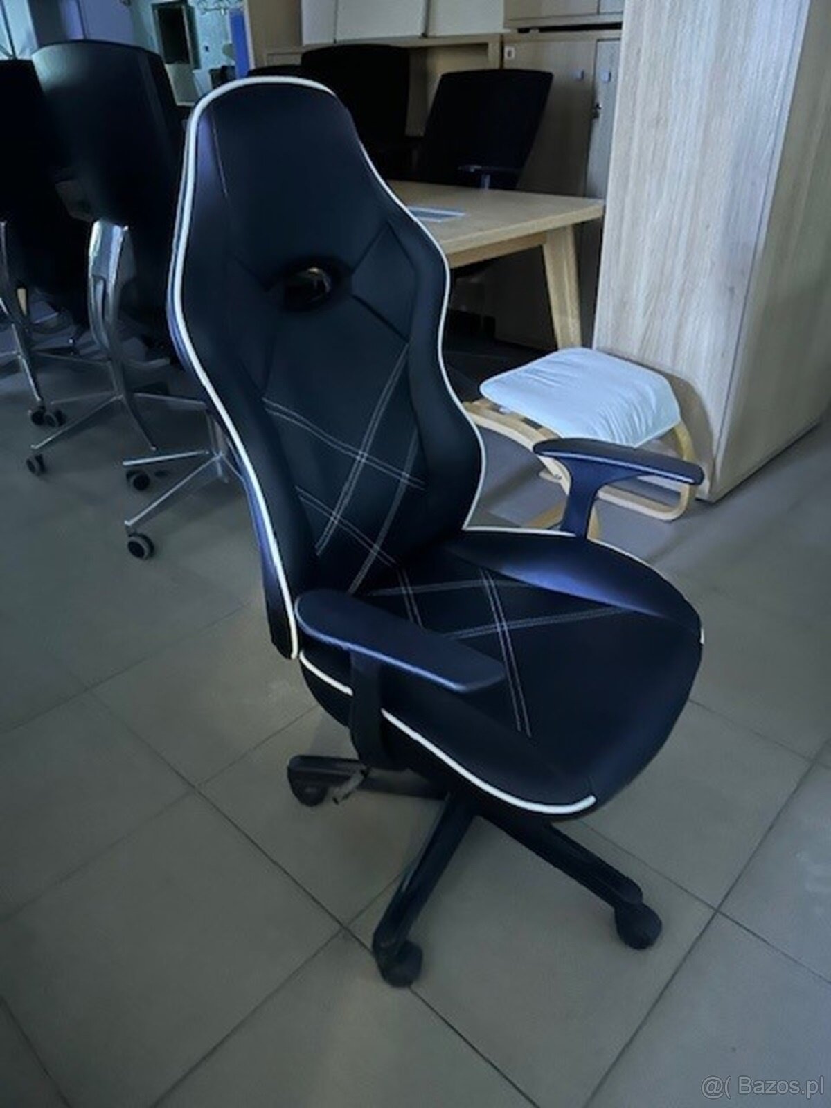 PRODÁM KANCELÁŘSKOU SESTAVU - 4