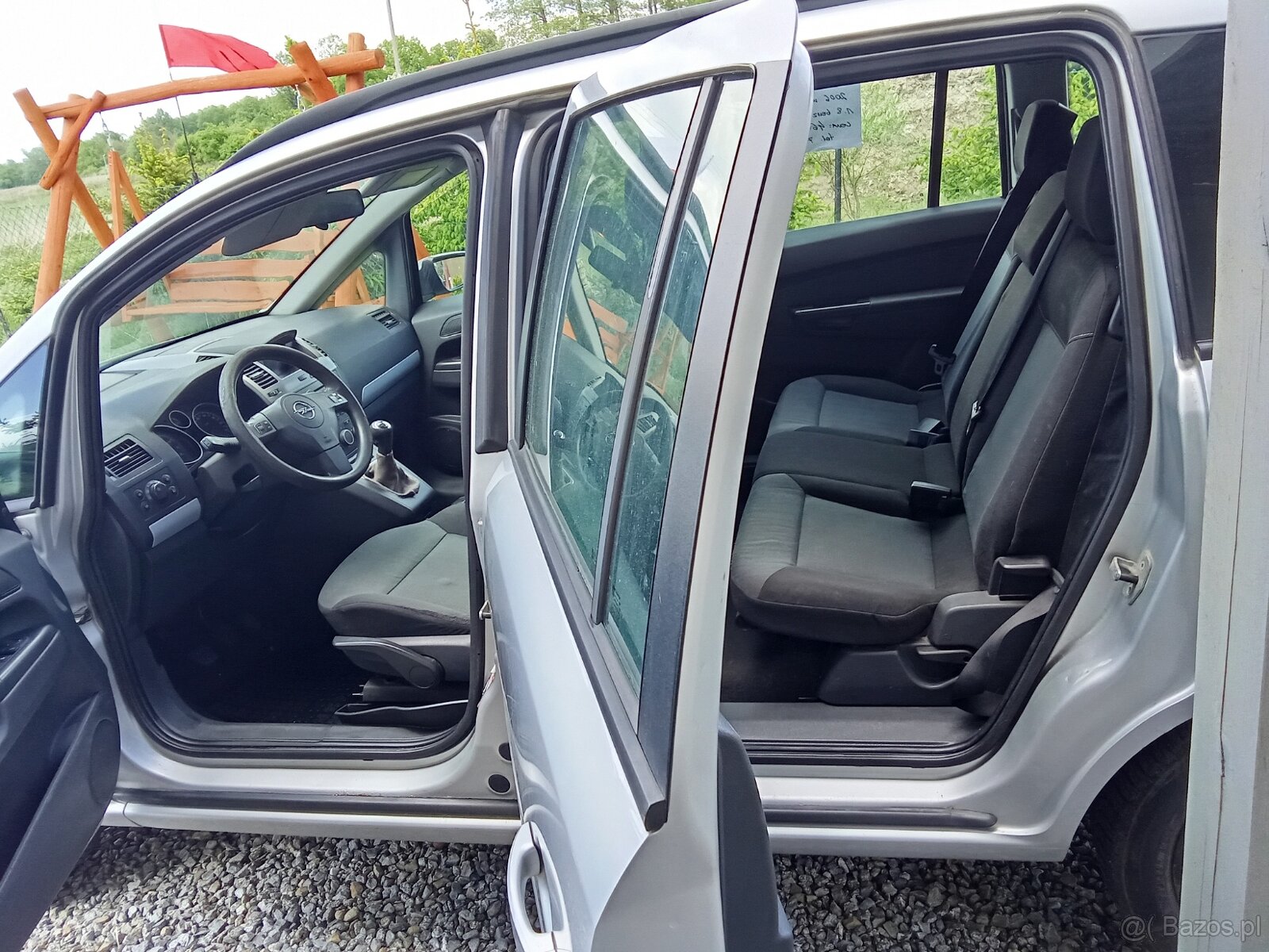 Opel Zafira 1.6 benz rok 2005 - 4