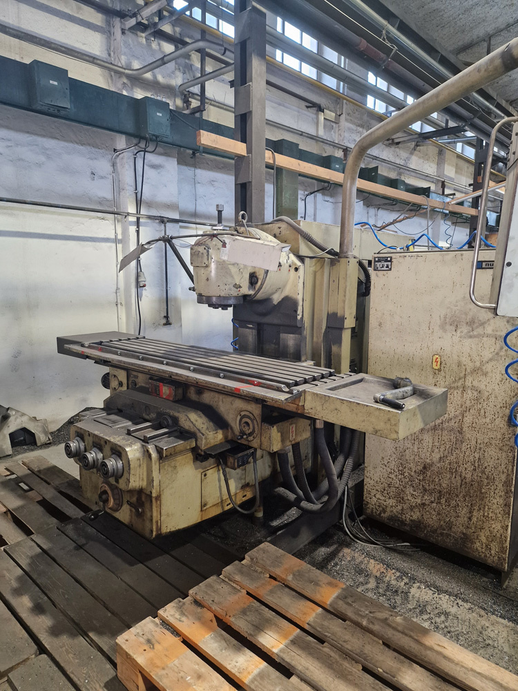 Frezarka konsolowa HECKERT, typ FW 400 2/PS - 4