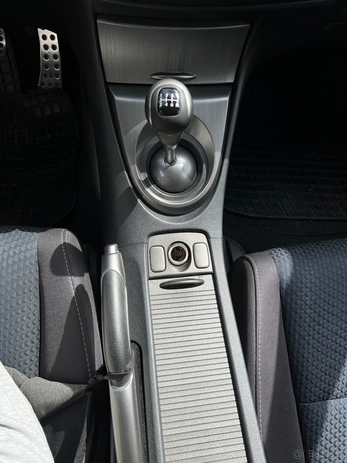 Honda civic UFO 2009 - 4