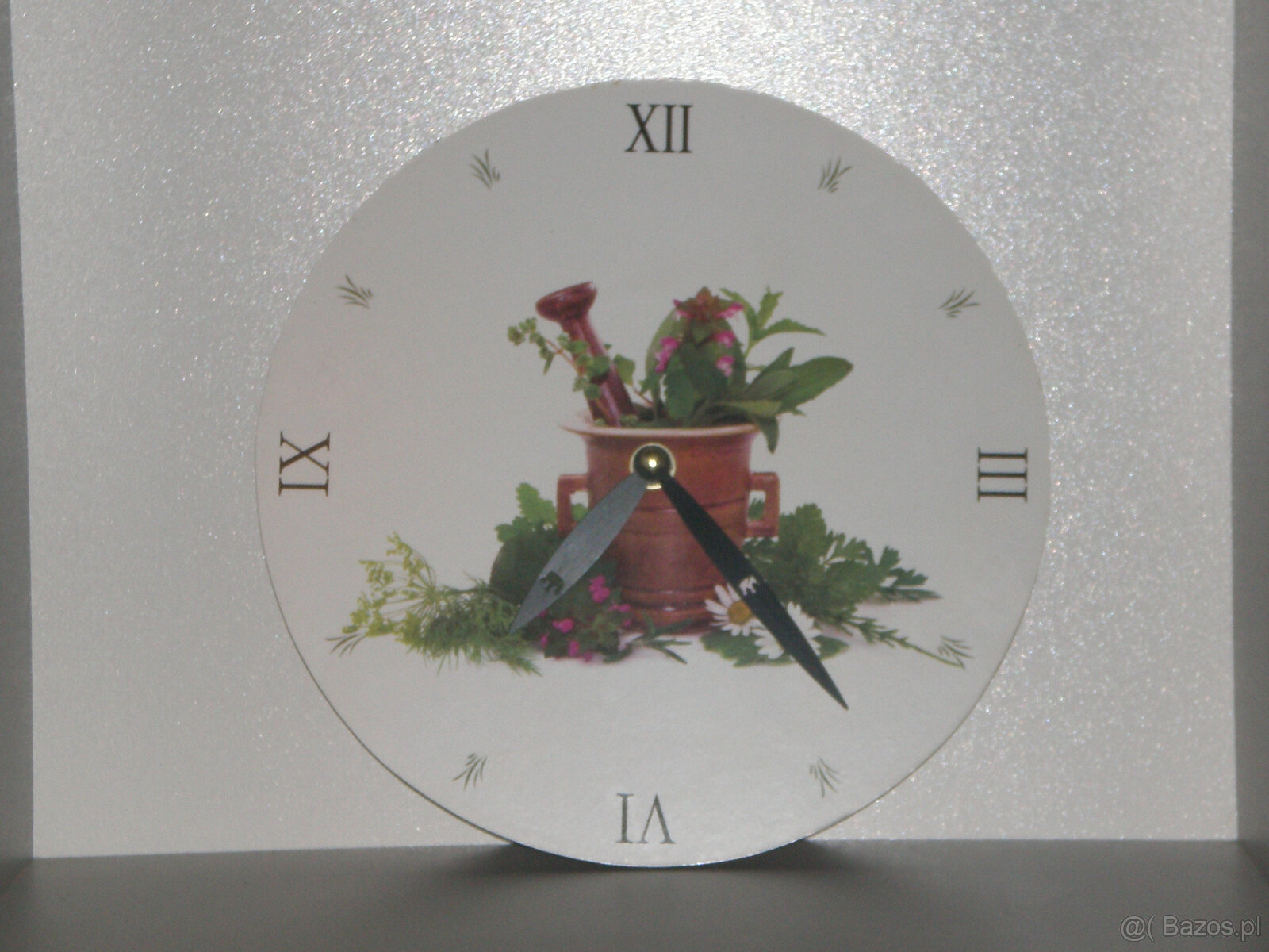 Sprzedam zegar wiszący do kuchni, średnica 25 cm. - 4