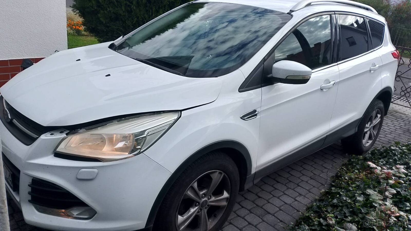 Ford Kuga 1.6 EcoBoost Uszkodzony - 4