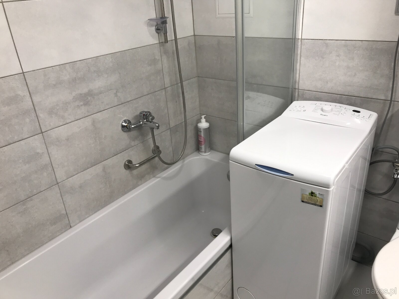 Przytulny apartament na doby,2 pok.,4 osoby,kuchnia,łazienka - 4