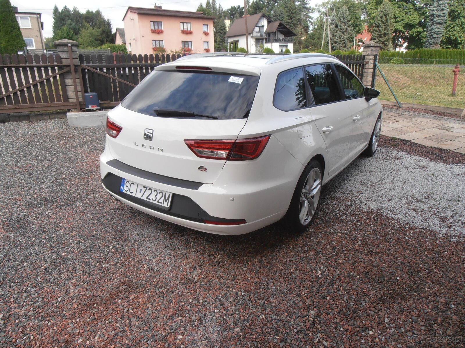 Leon III 1.4 FR PANORAMA NAVI LED - 4