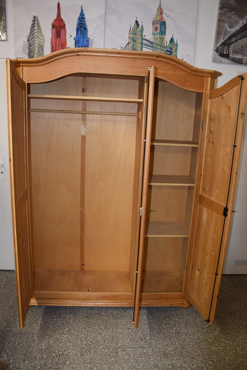 szafa z drewna sosnowego - jak nowa - 4