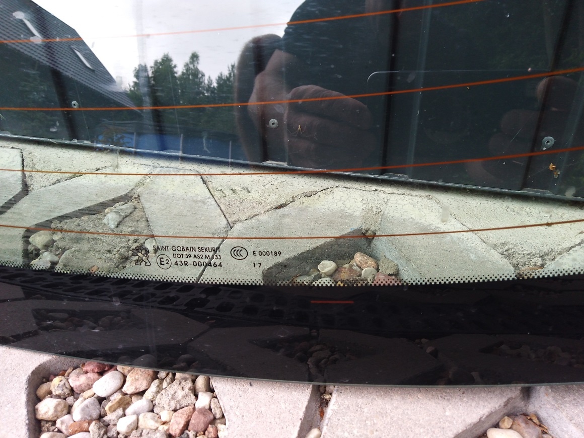 PEUGEOT 308 T9 2017 Rok, Szyba oraz Osprzęt tylnej Klapy - 4